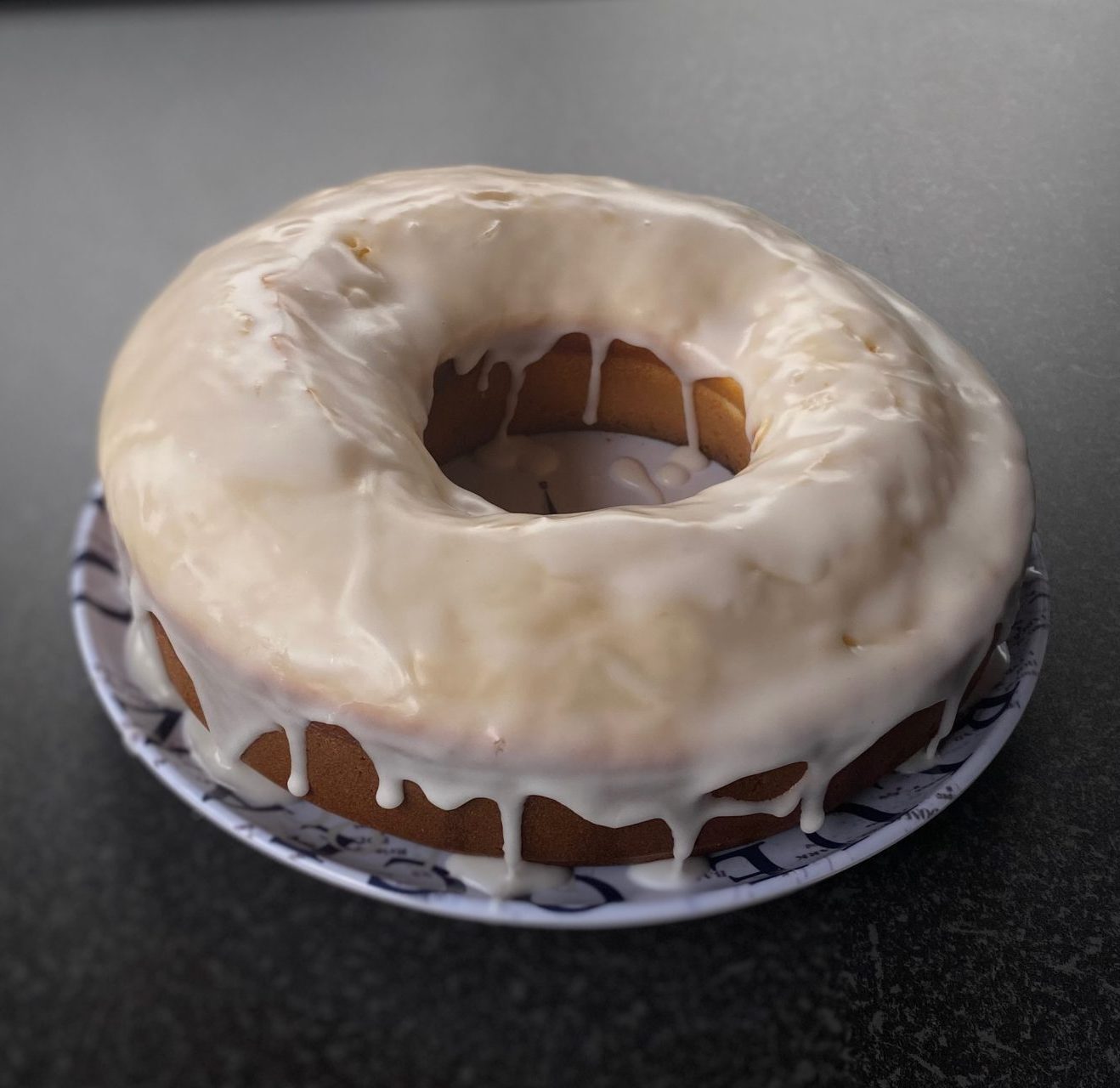 Zitronenkuchen aus dem Omnia.